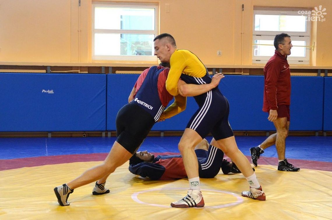 Polska kadra zapaśników trenuje w Radomiu Polska kadra zapaśników trenuje w Radomiu
