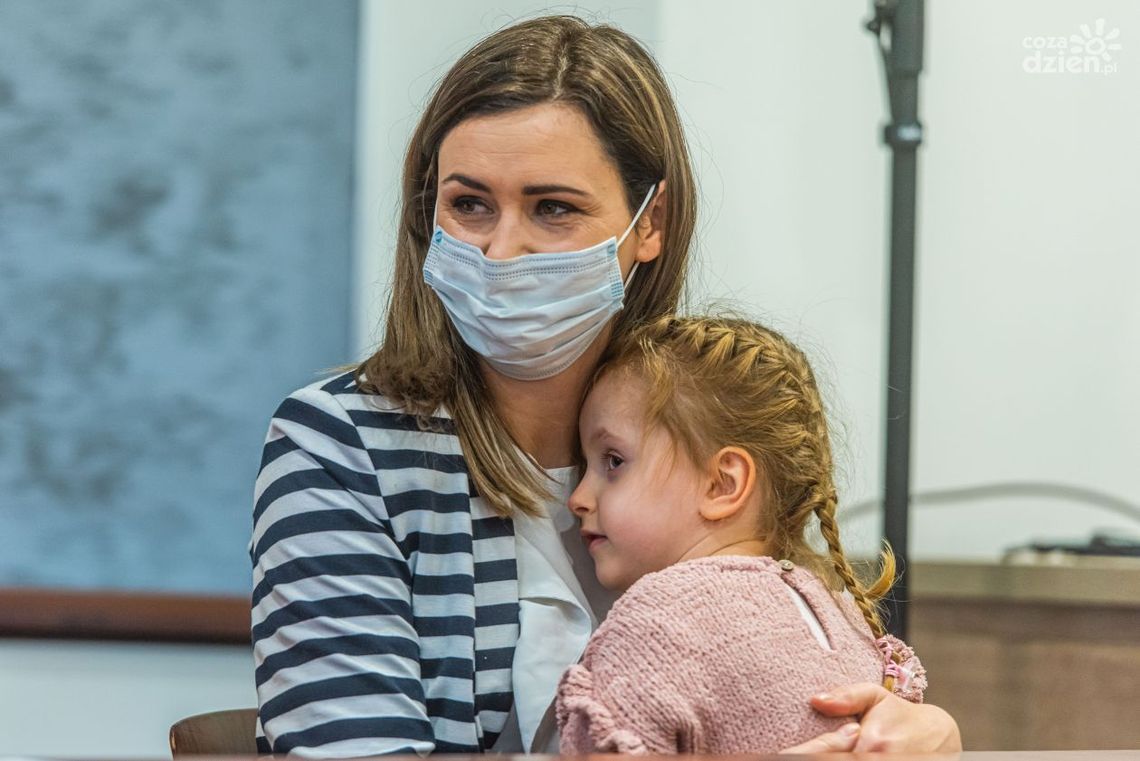 Pomalują bombki dla Natalii