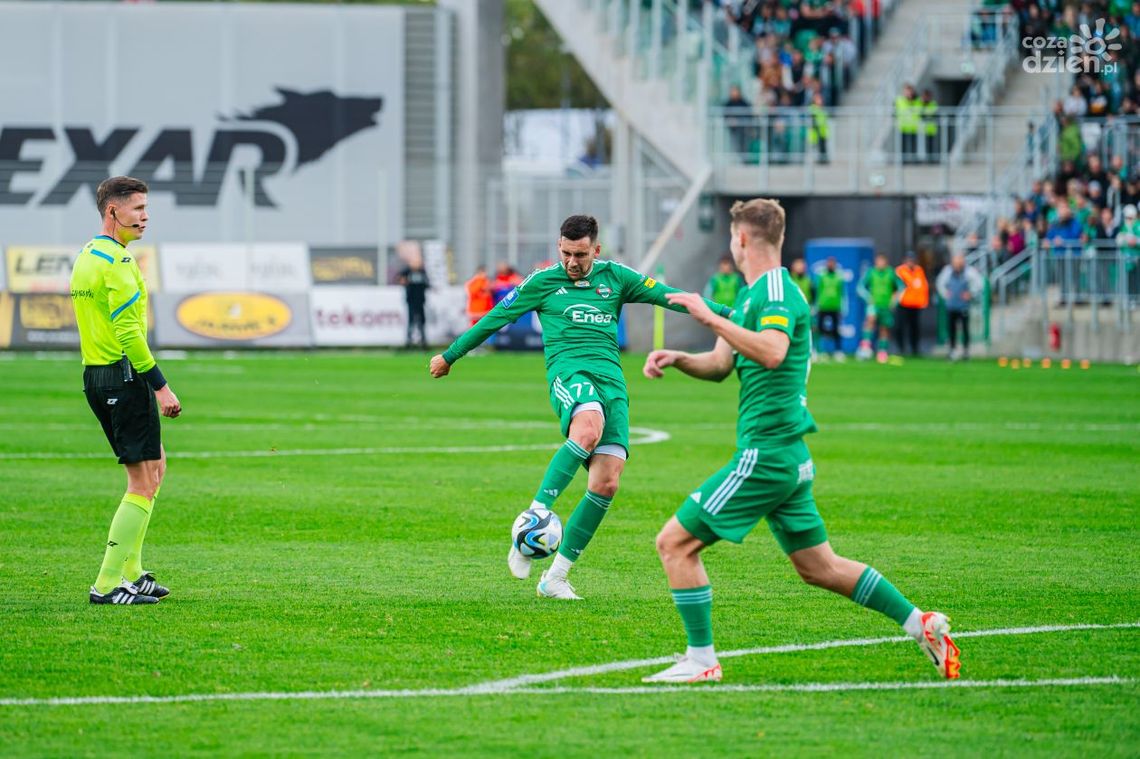 Pomocnik Radomiaka Christos Donis przedłużył umowę z klubem Pomocnik Radomiaka Christos Donis przedłużył umowę z klubem