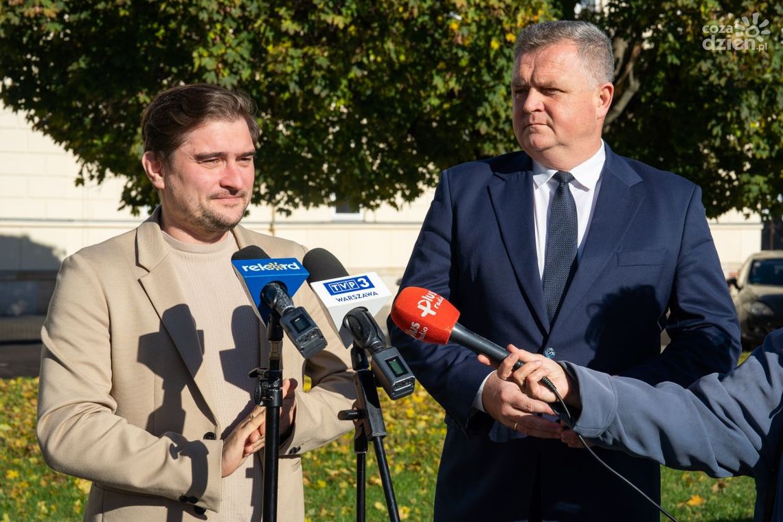 Pomysł na upamiętnienie znanych radomian Pomysł na upamiętnienie znanych radomian