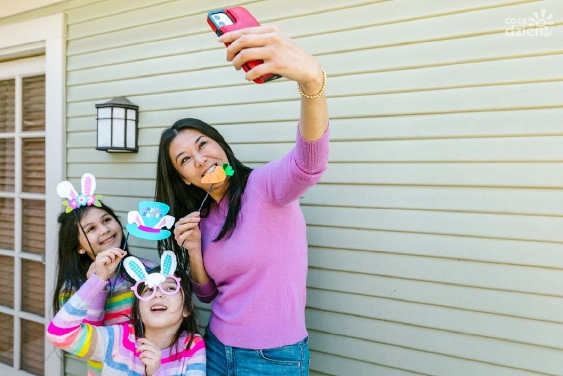 Pomysły na świąteczne zdjęcia – wielkanocny klimat w kadrze Pomysły na świąteczne zdjęcia – wielkanocny klimat w kadrze