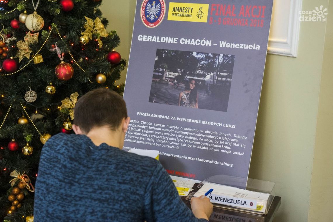 Ponad 7 tys. listów w obronie praw człowieka (Aktualizacja) Ponad 7 tys. listów w obronie praw człowieka (Aktualizacja)