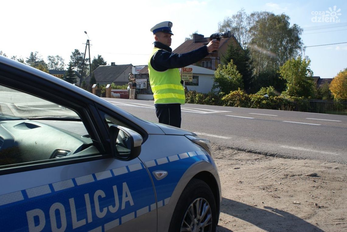 Ponad stu kierowców z mandatami