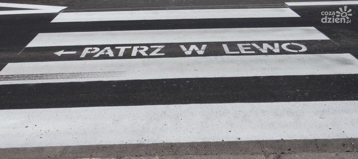 Popatrz w lewo… To pomoże przechodniom? Popatrz w lewo… To pomoże przechodniom?