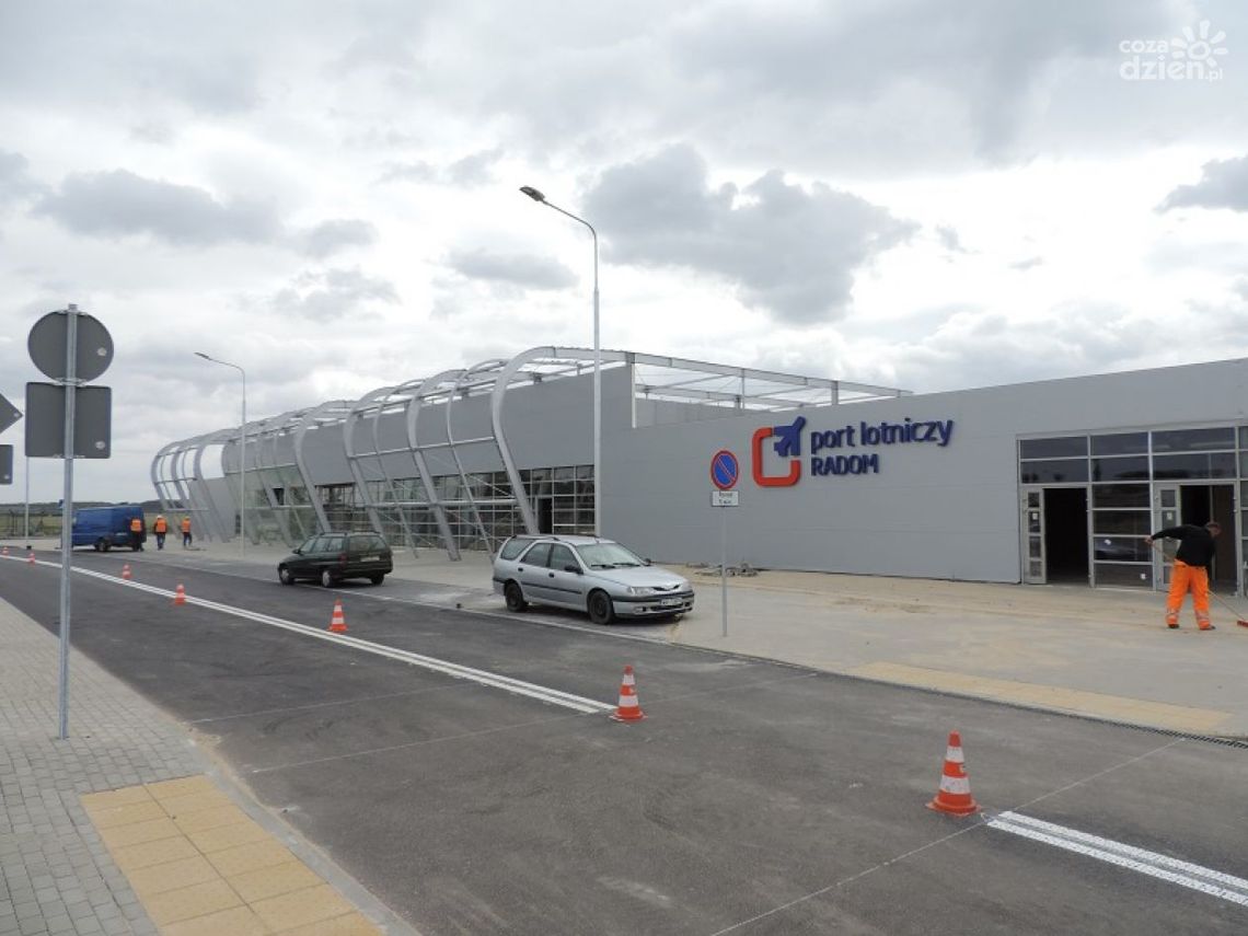 Port Lotniczy Radom szuka nowych pracowników Port Lotniczy Radom szuka nowych pracowników