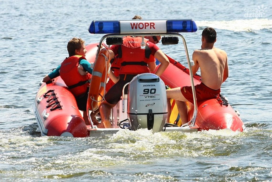 Pościg, reanimacja i akcja nurków