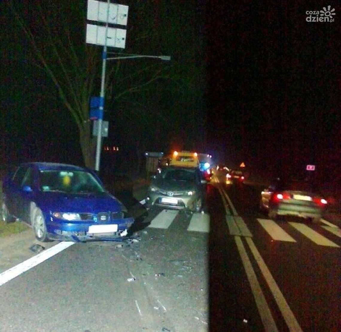 Pościg za oplem i kraksa w Modrzejowicach (VIDEO)