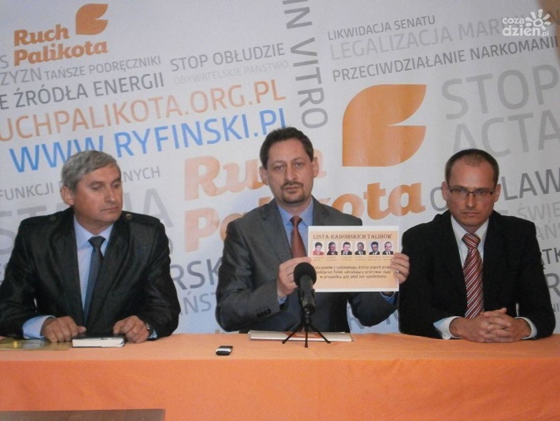 Poseł Ryfiński wskazuje talibów