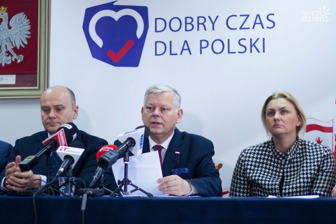 Posłowie PiS: pomogliśmy naszym obywatelom