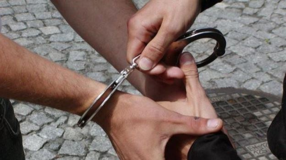 Poszukiwany za oszustwa w rękach policji Poszukiwany za oszustwa w rękach policji