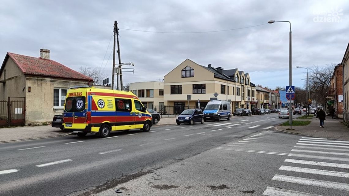 Potrącenie na przejściu dla pieszych Potrącenie na przejściu dla pieszych