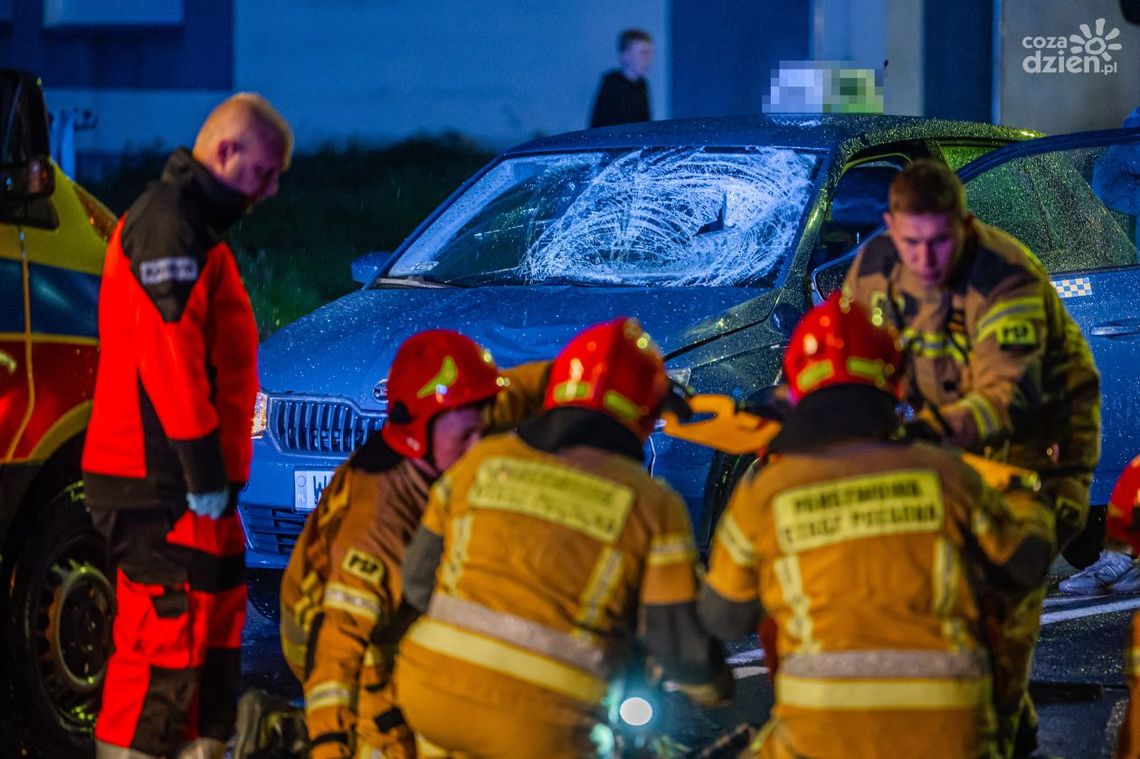 Potrącenie pieszej na przejściu