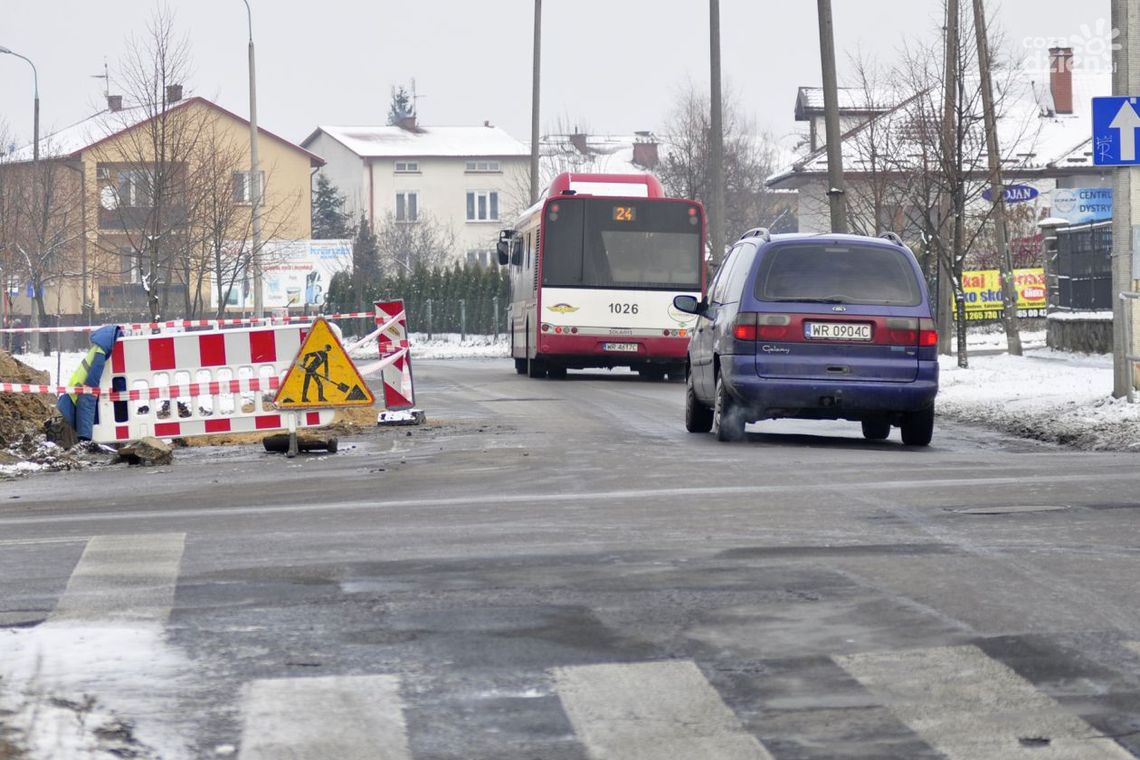 Powstaje wyniesione skrzyżowanie na Glinicach Powstaje wyniesione skrzyżowanie na Glinicach