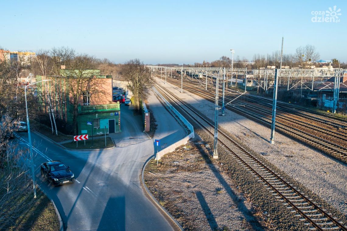 Powstanie „strefa przylotniskowa”? Powstanie „strefa przylotniskowa”?