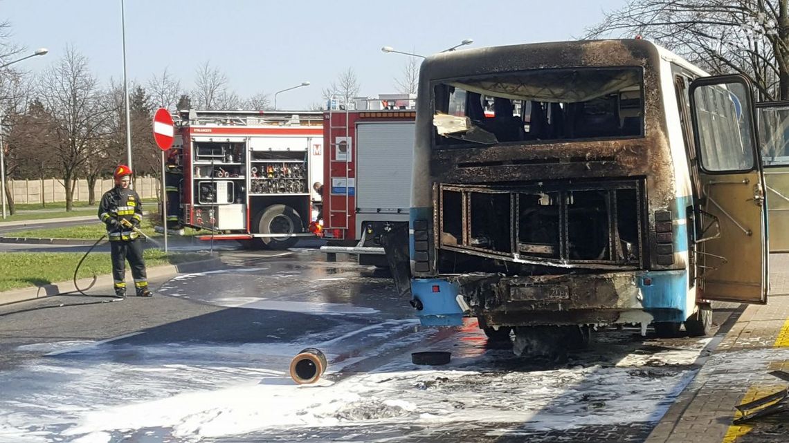 Pożar autokaru przy ul. Maratońskiej