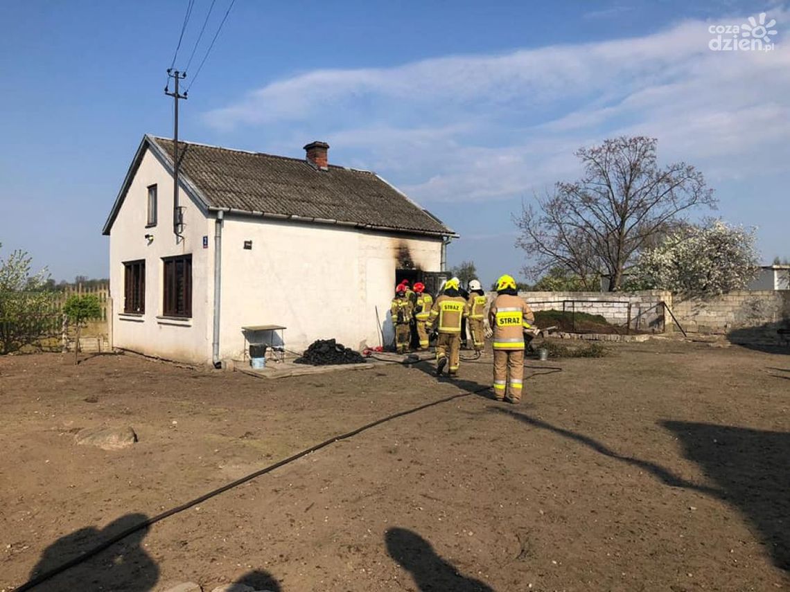 Pożar domu w Rudzie Wielkiej. Poparzona kobieta