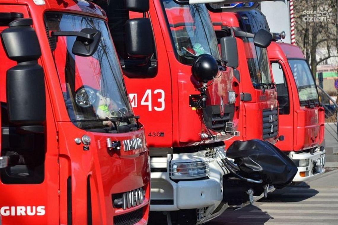 Pożar przy Osiedlowej. Nie żyją dwie osoby!