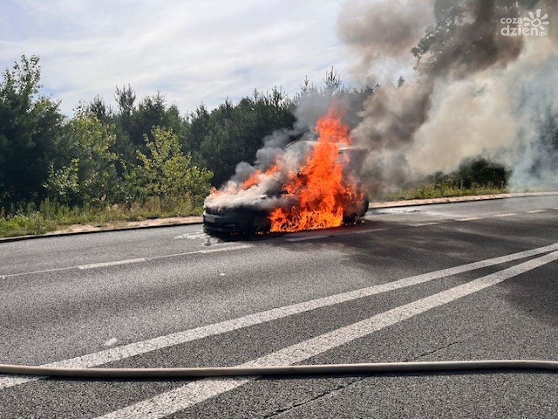 Pożar samochodu koło Zwolenia