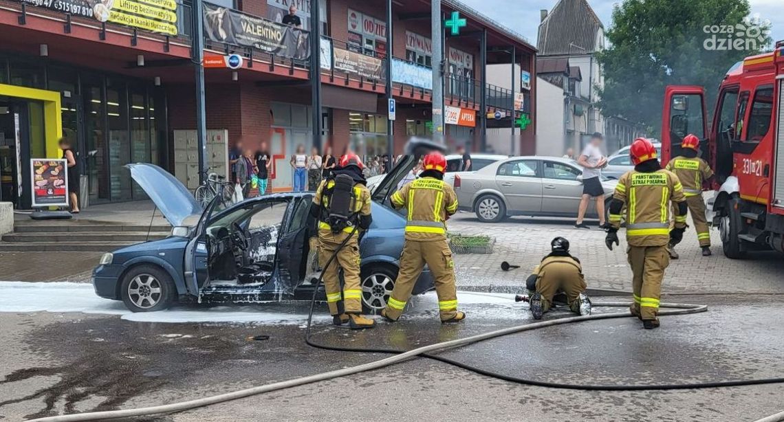 Pożar samochodu na ul. Okulickiego