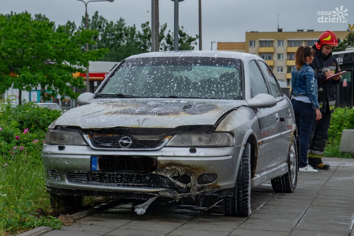 Pożar samochodu na Ustroniu