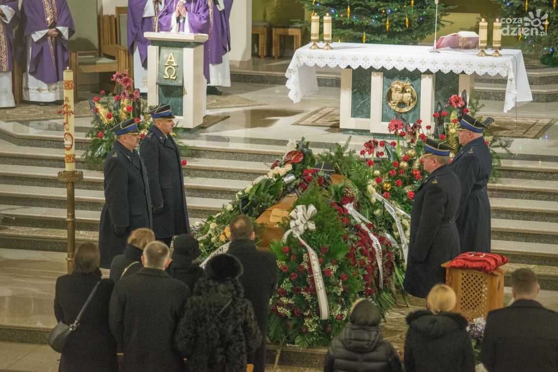 Pożegnali komendanta