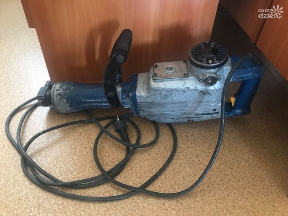 Pożyczał elektronarzędzia i zastawiał w lombardzie Pożyczał elektronarzędzia i zastawiał w lombardzie