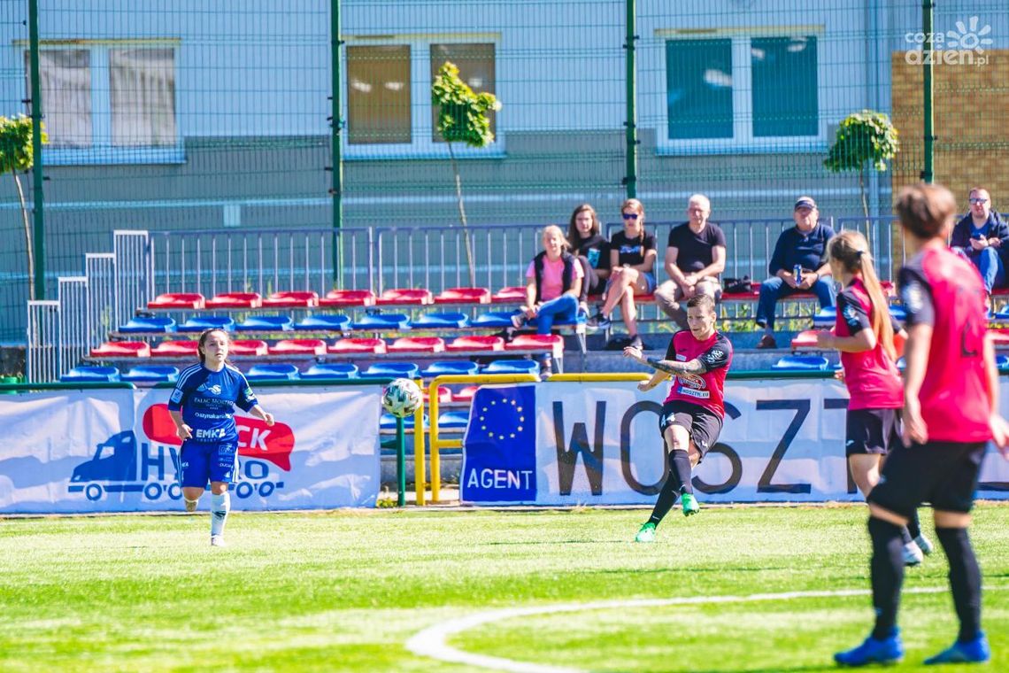 Prawdziwa metamorfoza piłkarek. HydroTruck nie stracił gola i wygrał