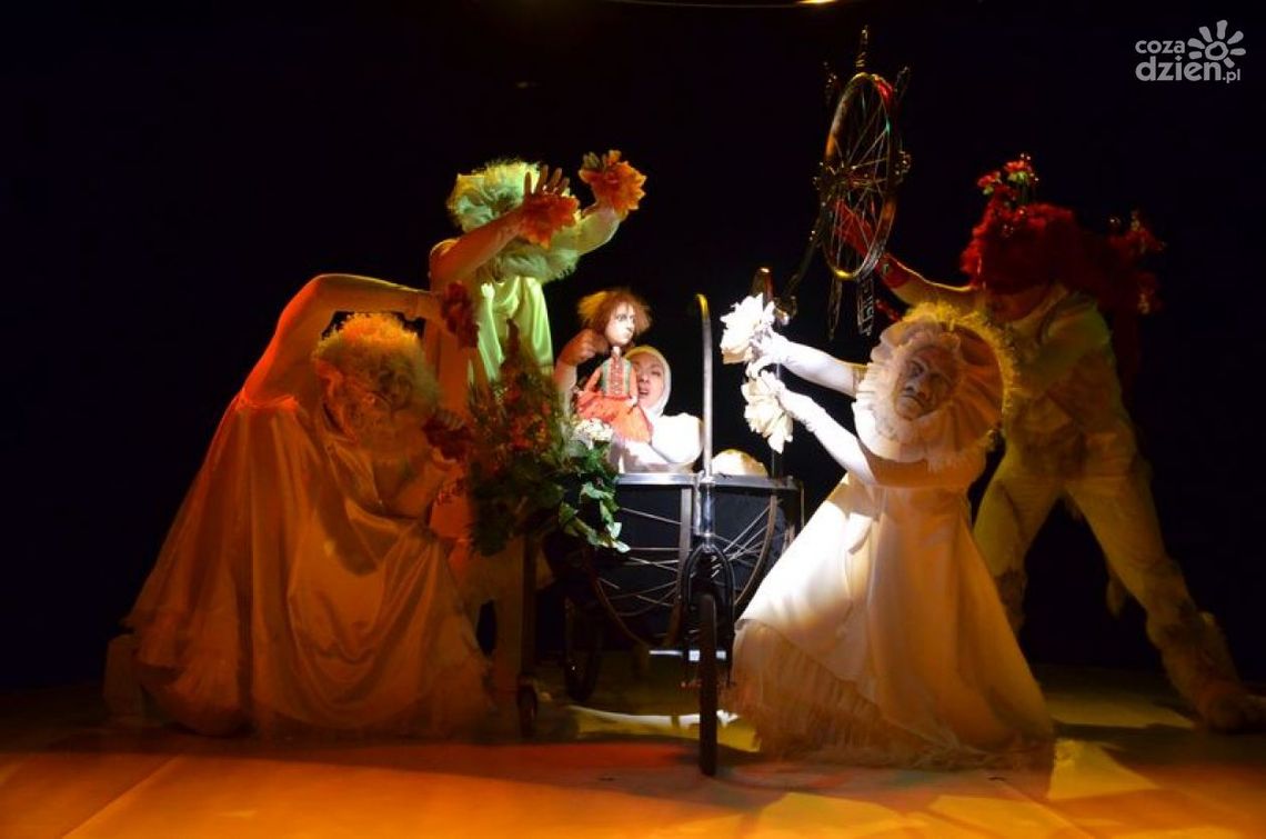 Premiera w radomskim teatrze: "Królowa Śniegu" kolorowa i nowoczesna