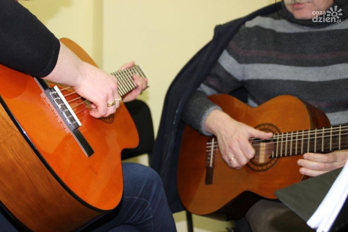 Prezentacje muzyczne i teatralne w "Kuźni Artystycznej"