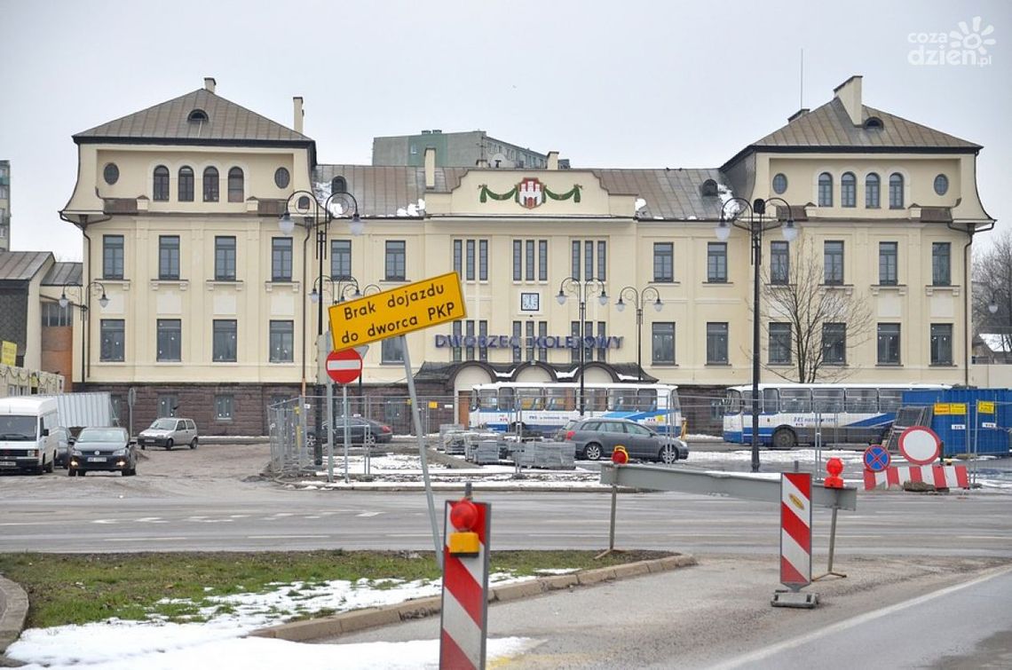 Prezydent pisze do ministra - co z tym dworcem?!