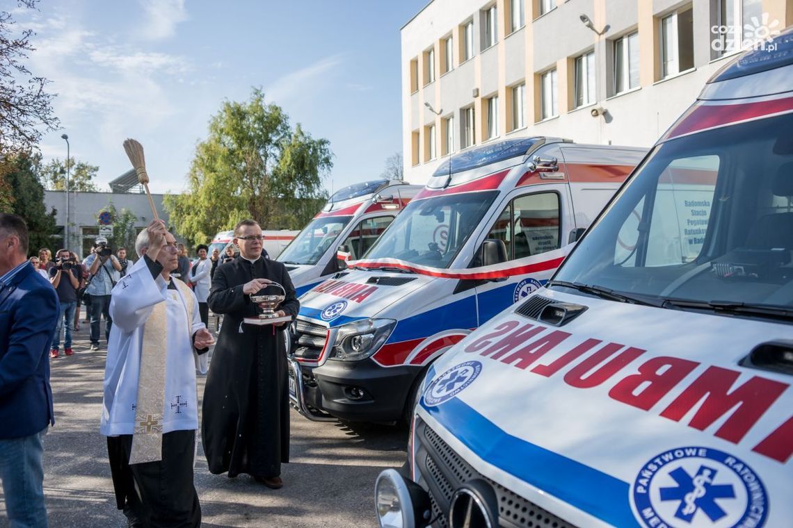Prezydent podpisał „pakt”, a pogotowie ma nowe karetki