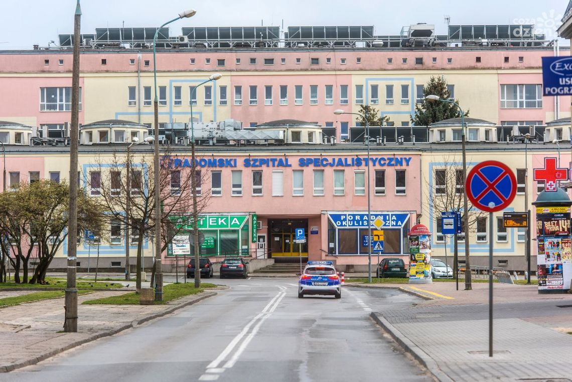 Prezydent przeznaczy milion zł na dodatki dla pracowników szpitala i pogotowia Prezydent przeznaczy milion zł na dodatki dla pracowników szpitala i pogotowia