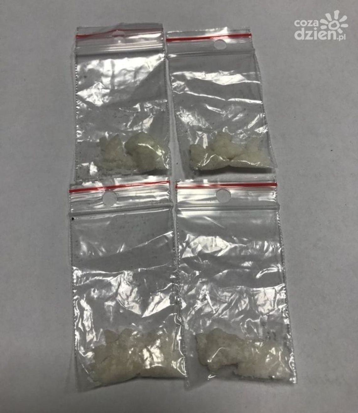 Próbował ukryć narkotyki przed policją