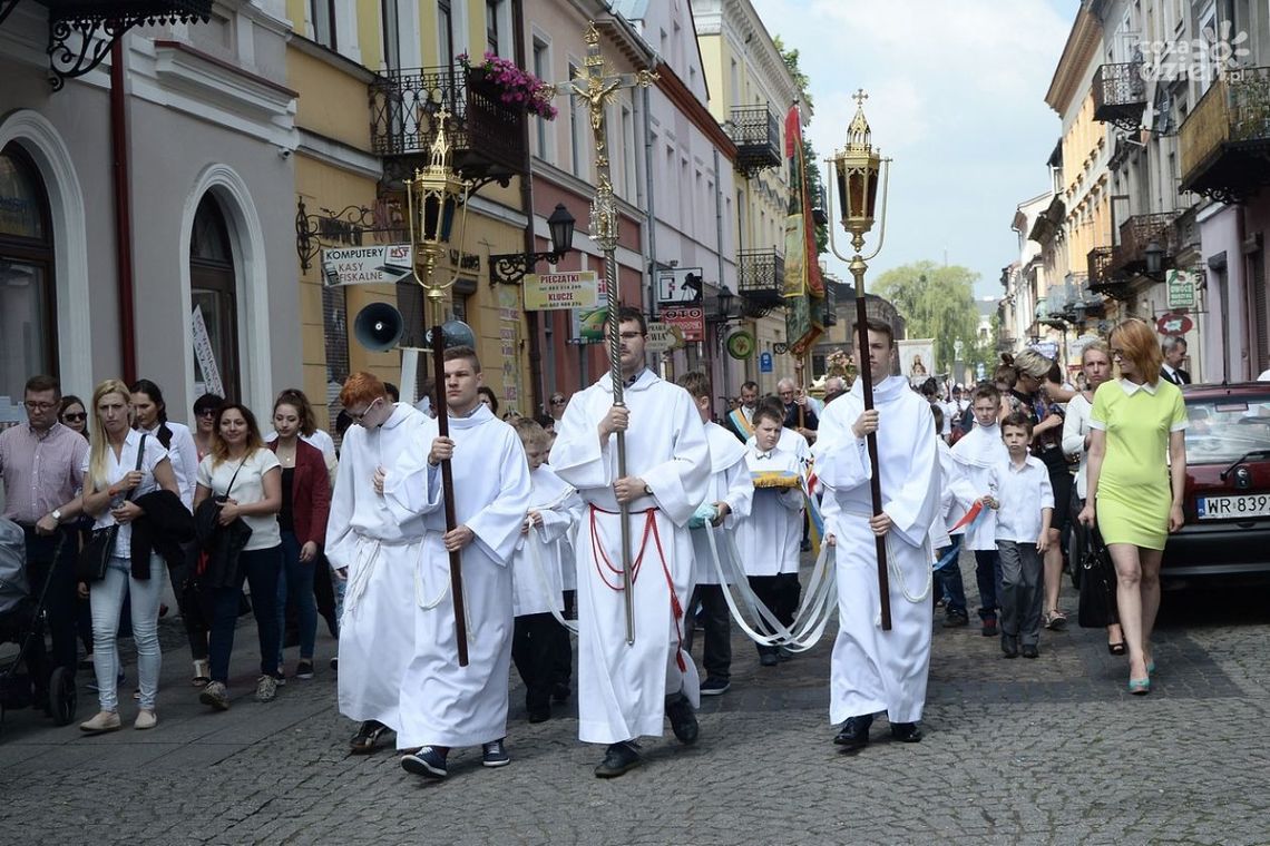Procesja na zakończenie oktawy Bożego Ciała. Utrudnienia w ruchu