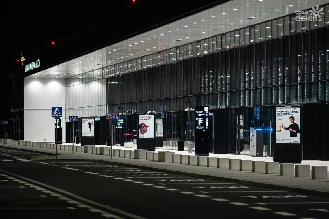 Prokuratura wszczęła śledztwo ws. radomskiego lotniska. Potencjalna szkoda na blisko miliard złotych! Prokuratura wszczęła śledztwo ws. radomskiego lotniska. Potencjalna szkoda na blisko miliard złotych!