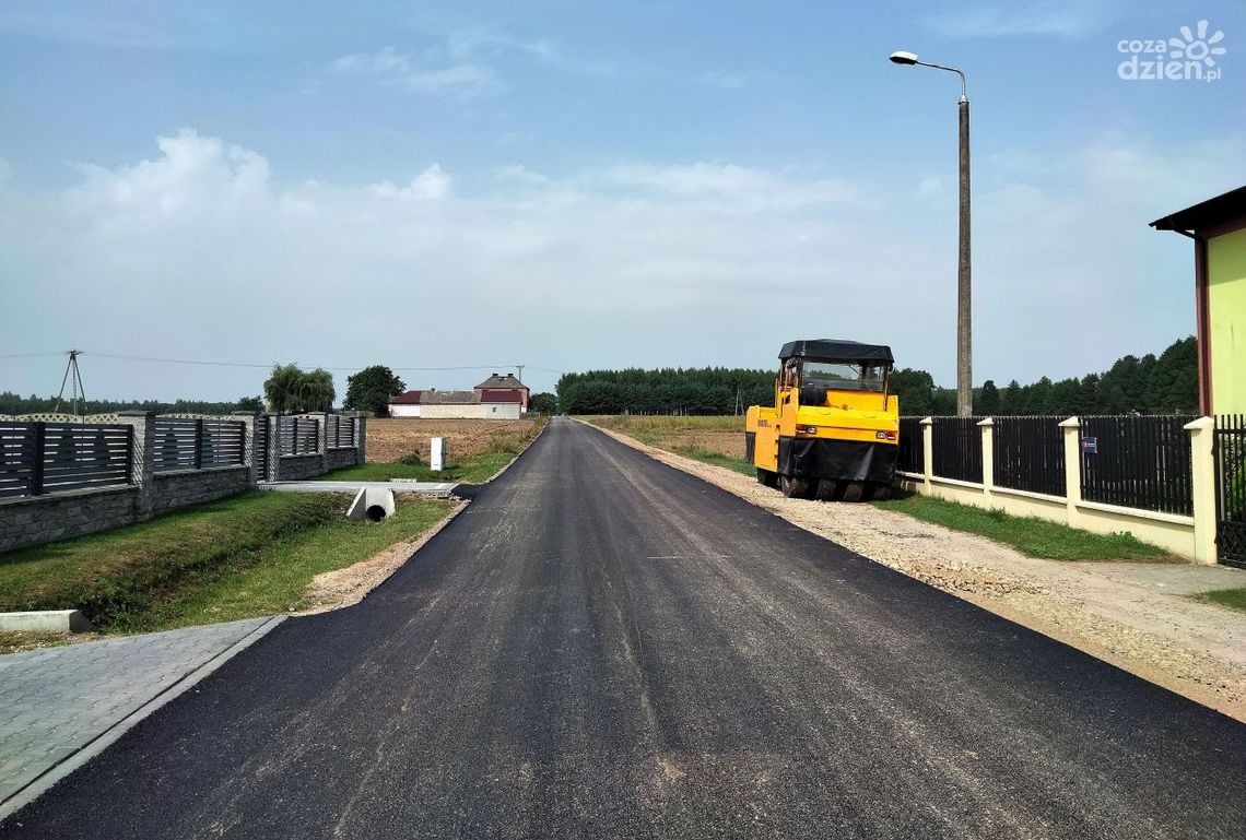 Przebudowa dróg w gminie Wierzbica