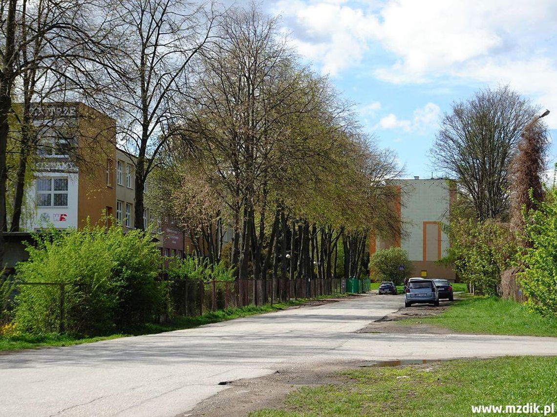 Przebudowa ul. Sadkowskiej. Powstanie nowa droga między dwiema szkołami