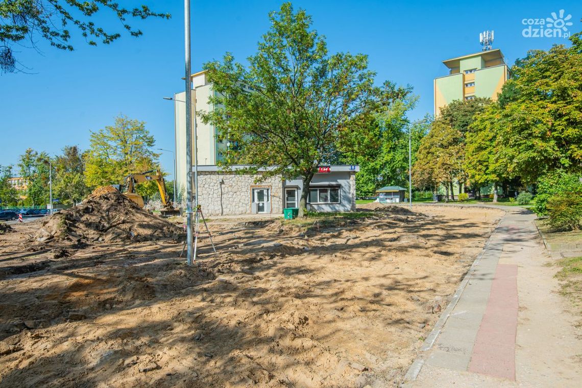 Przebudowują układ komunikacyjny na XV-leciu Przebudowują układ komunikacyjny na XV-leciu