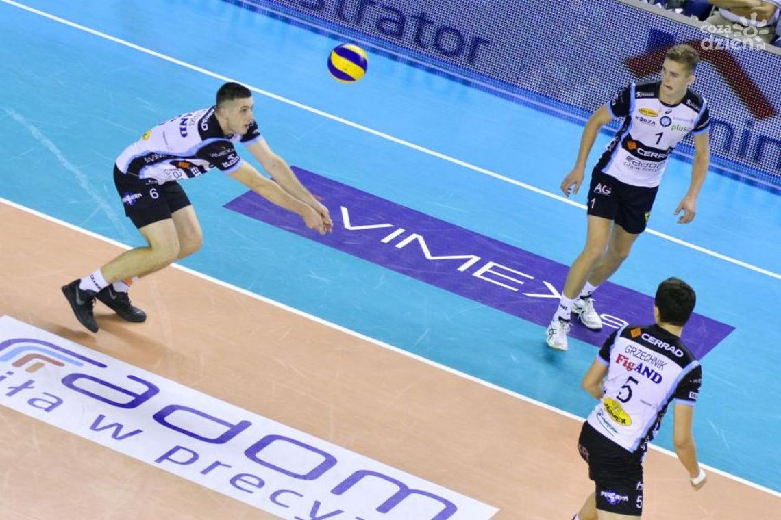 Przed Czarnymi trudny bój z Jastrzębskim Węglem