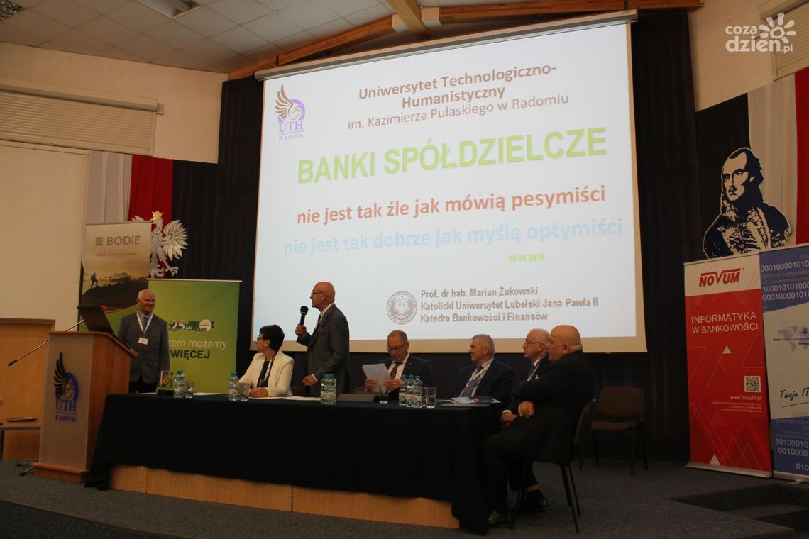 Przedstawiciele świata nauki i bankowości w jednym miejscu
