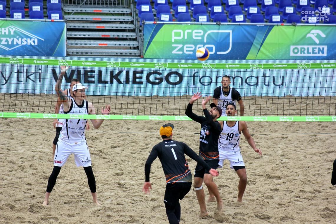 Przegrana Cerradu Enei Czarnych Radom na piasku w Krakowie