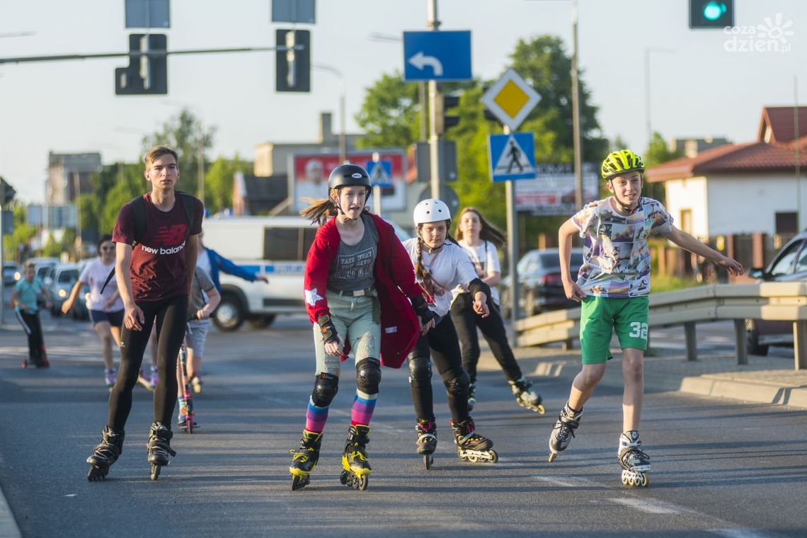 Przejadą rolkarze. Będą utrudnienia! Przejadą rolkarze. Będą utrudnienia!