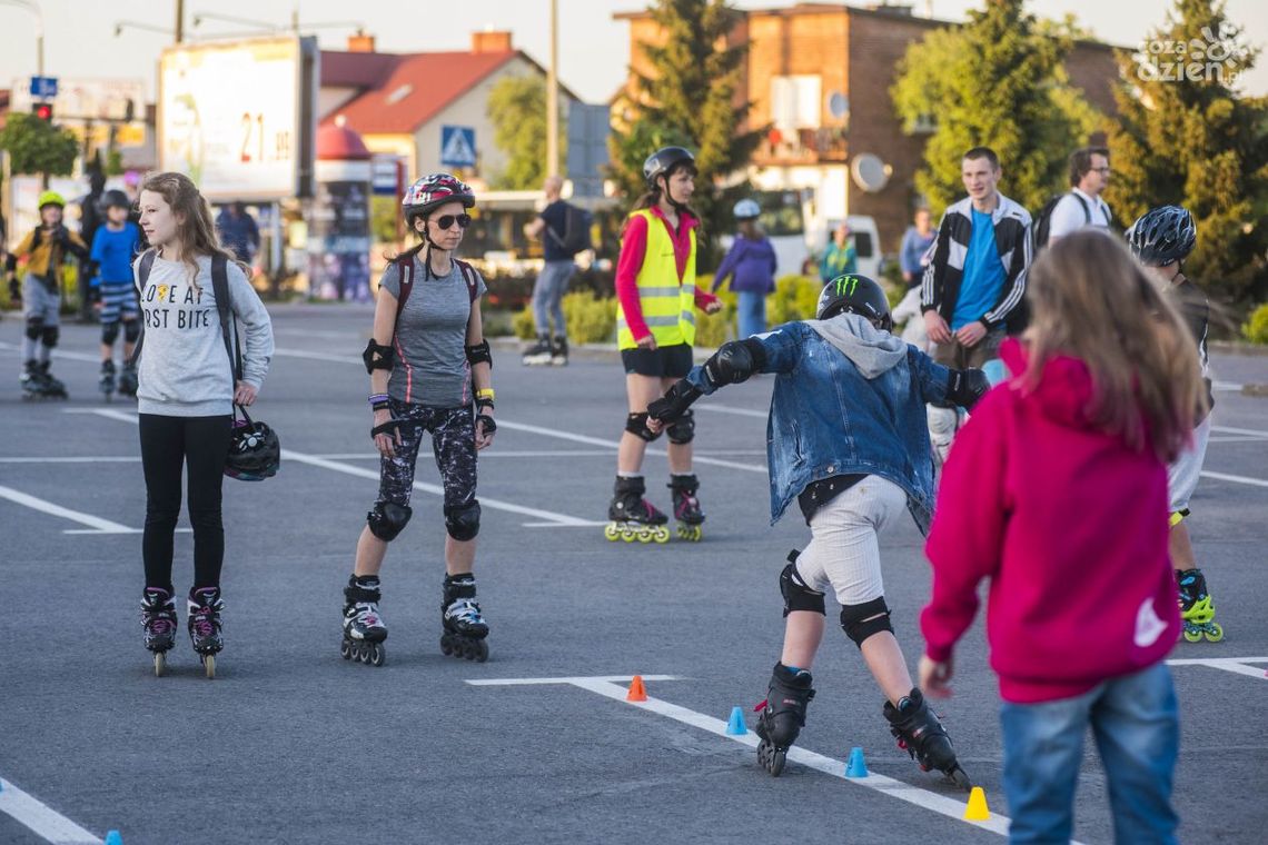 Przejadą rolkarze i rowerzyści. Będą utrudnienia Przejadą rolkarze i rowerzyści. Będą utrudnienia