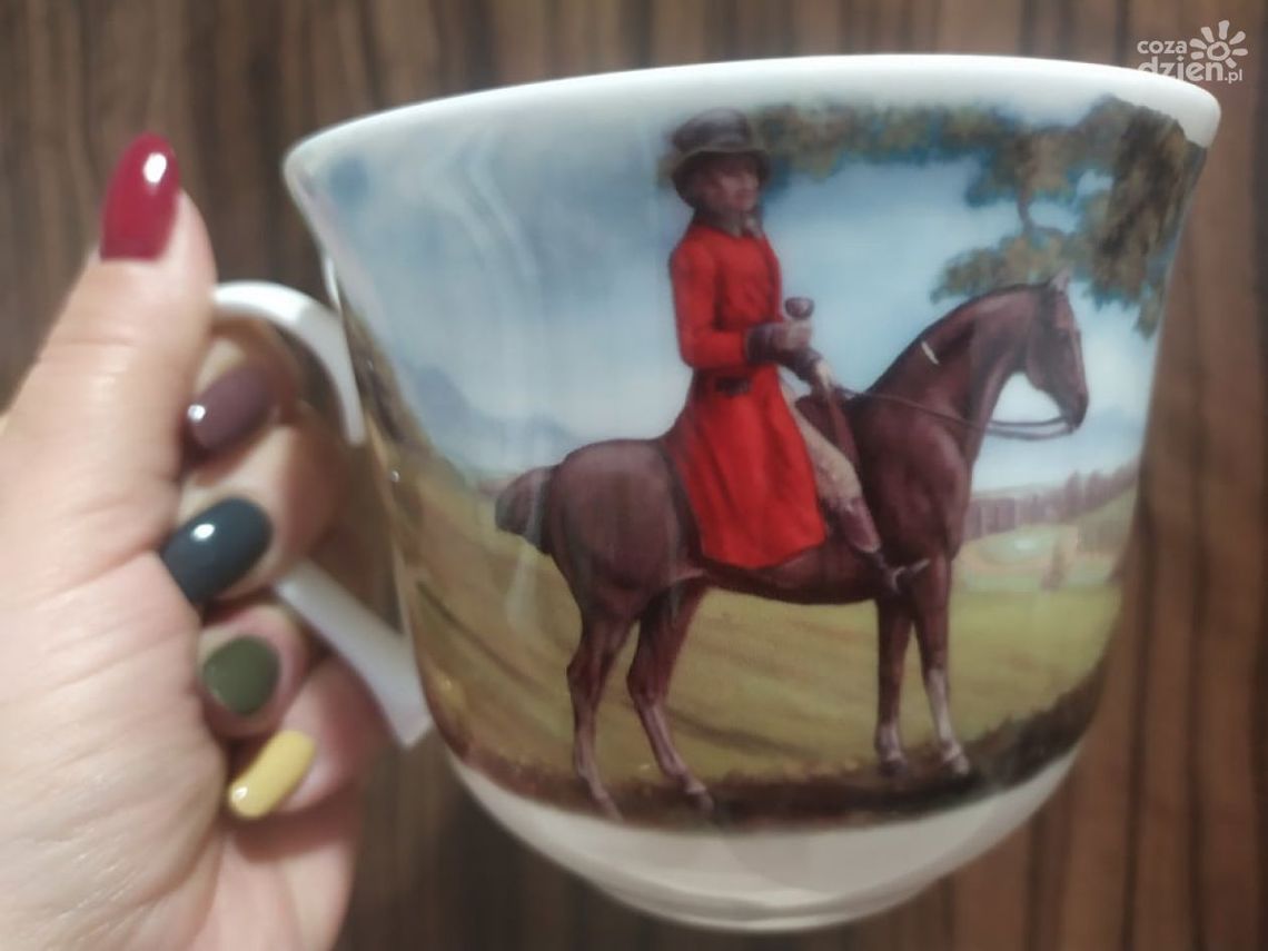 Przejrzysz szafę i półki. Wymiana rzeczy pięknych w Radomiu Przejrzysz szafę i półki. Wymiana rzeczy pięknych w Radomiu