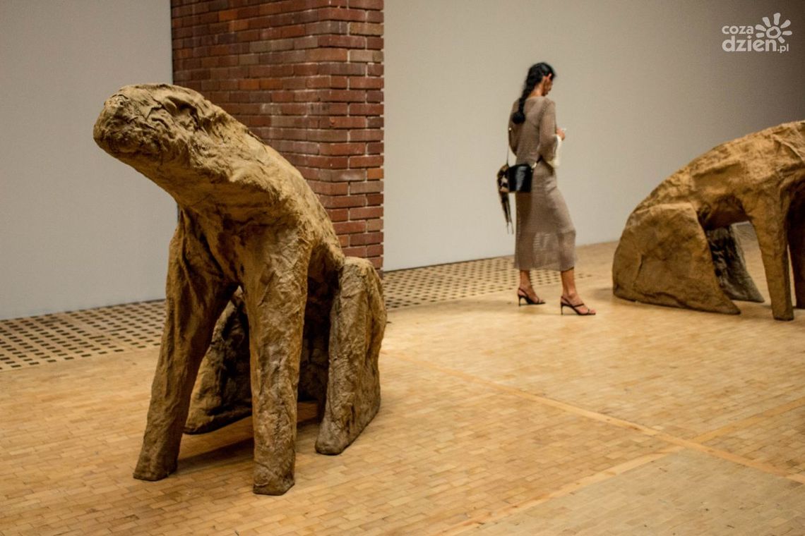 Przestrzeń Magdaleny Abakanowicz