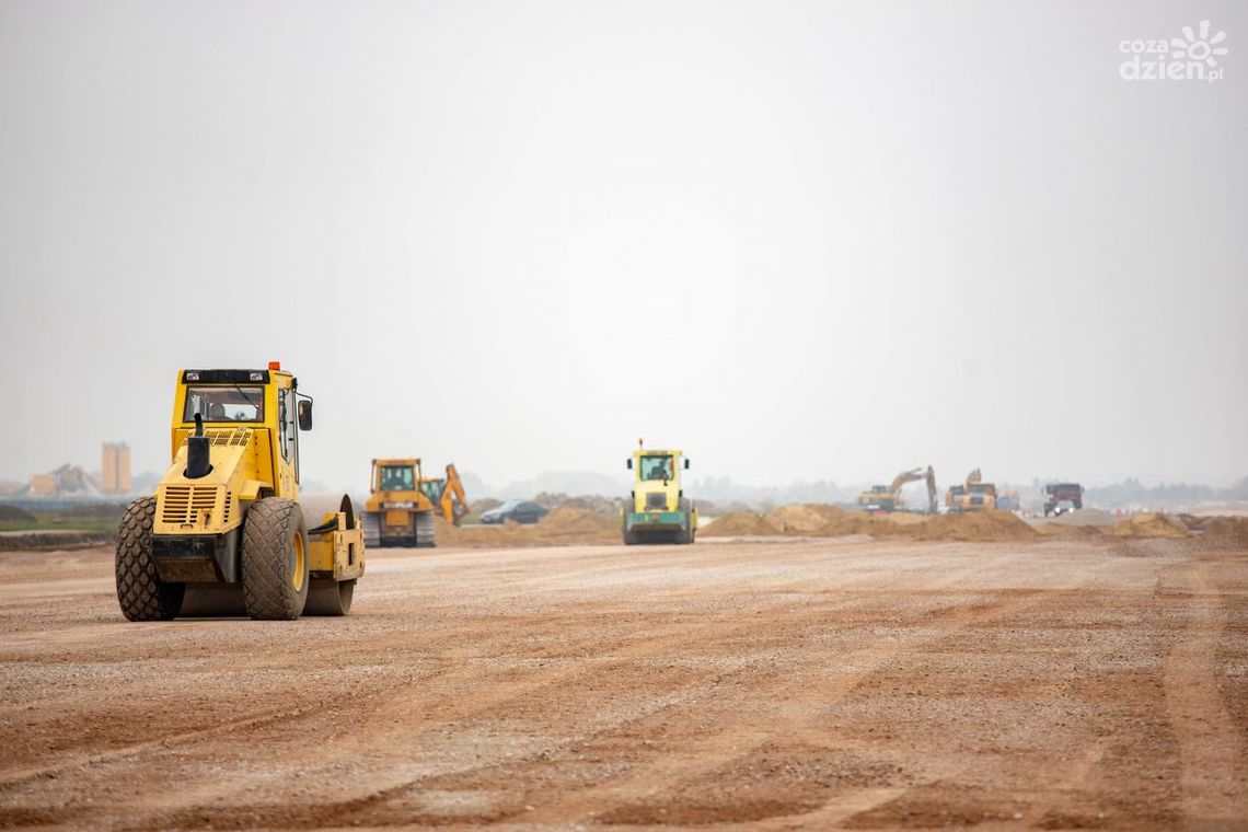 Przetarg na drogi wokół lotniska unieważniony