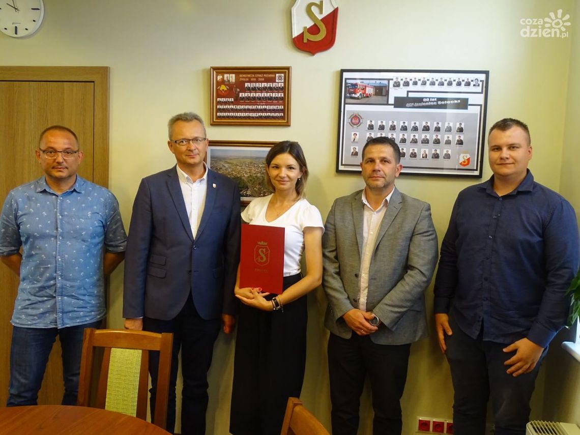 Przy szkole w Zwoleniu powstanie nowy kompleks sportowy Przy szkole w Zwoleniu powstanie nowy kompleks sportowy