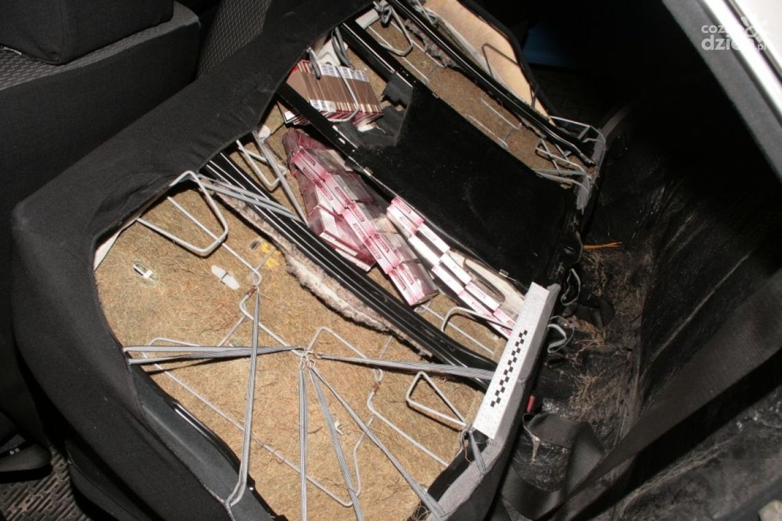 Przy ul. Struga zatrzymali mercedesa. A w nim... Przy ul. Struga zatrzymali mercedesa. A w nim...