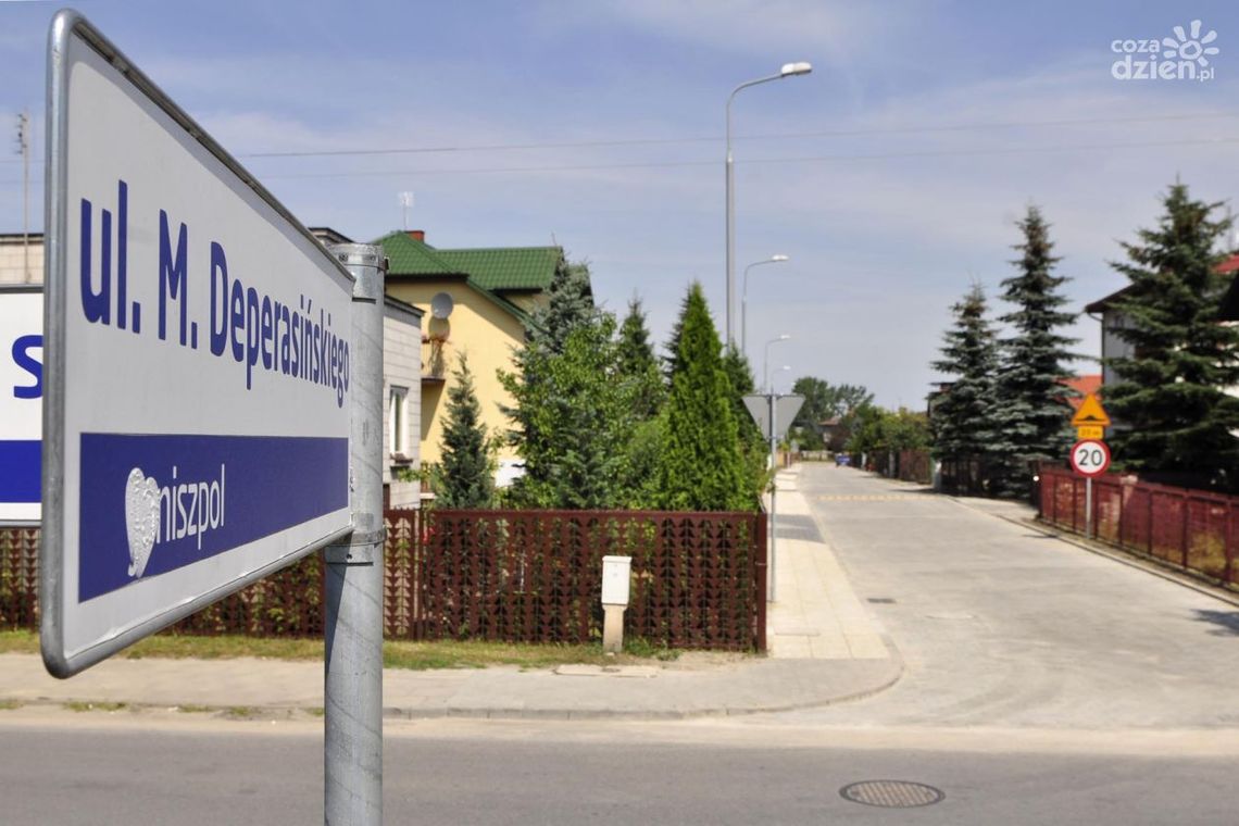 Przybywa utwardzonych dróg w Radomiu Przybywa utwardzonych dróg w Radomiu