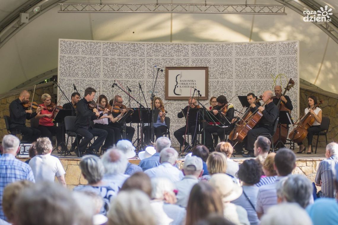 Przyjdź na koncert do muszli